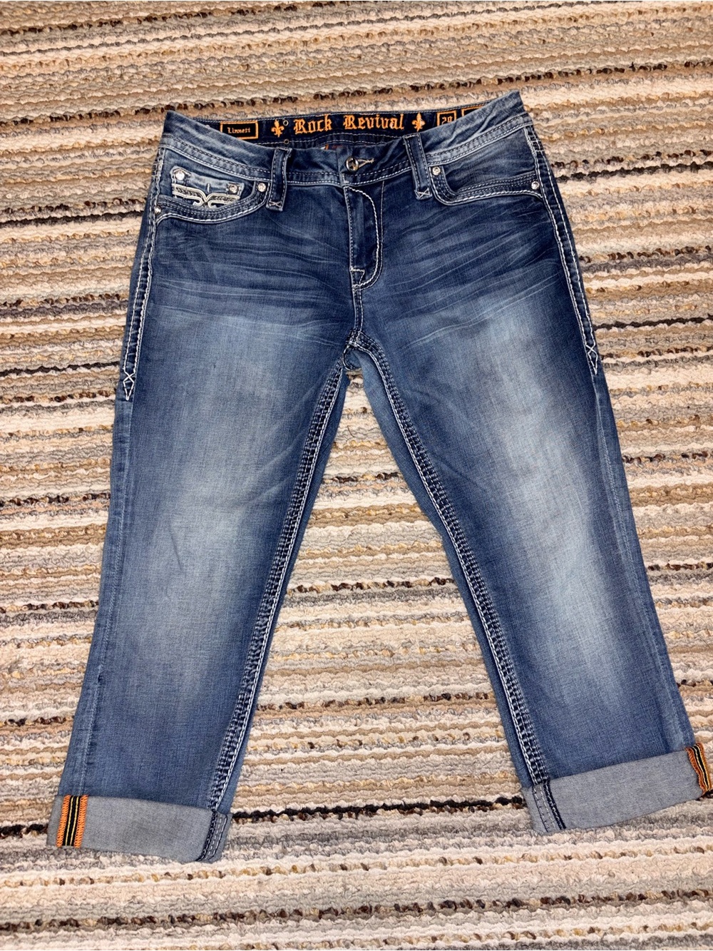 Rock Revival Cropped Ankle Jeans in Medium Blue Wash